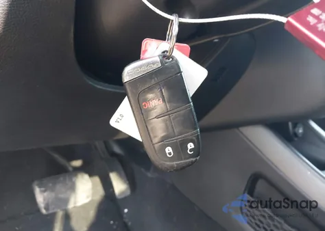 2013 Dodge Journey Sxt z USA, uszkodzony, nr VIN 3C4PDCBG5DT506320